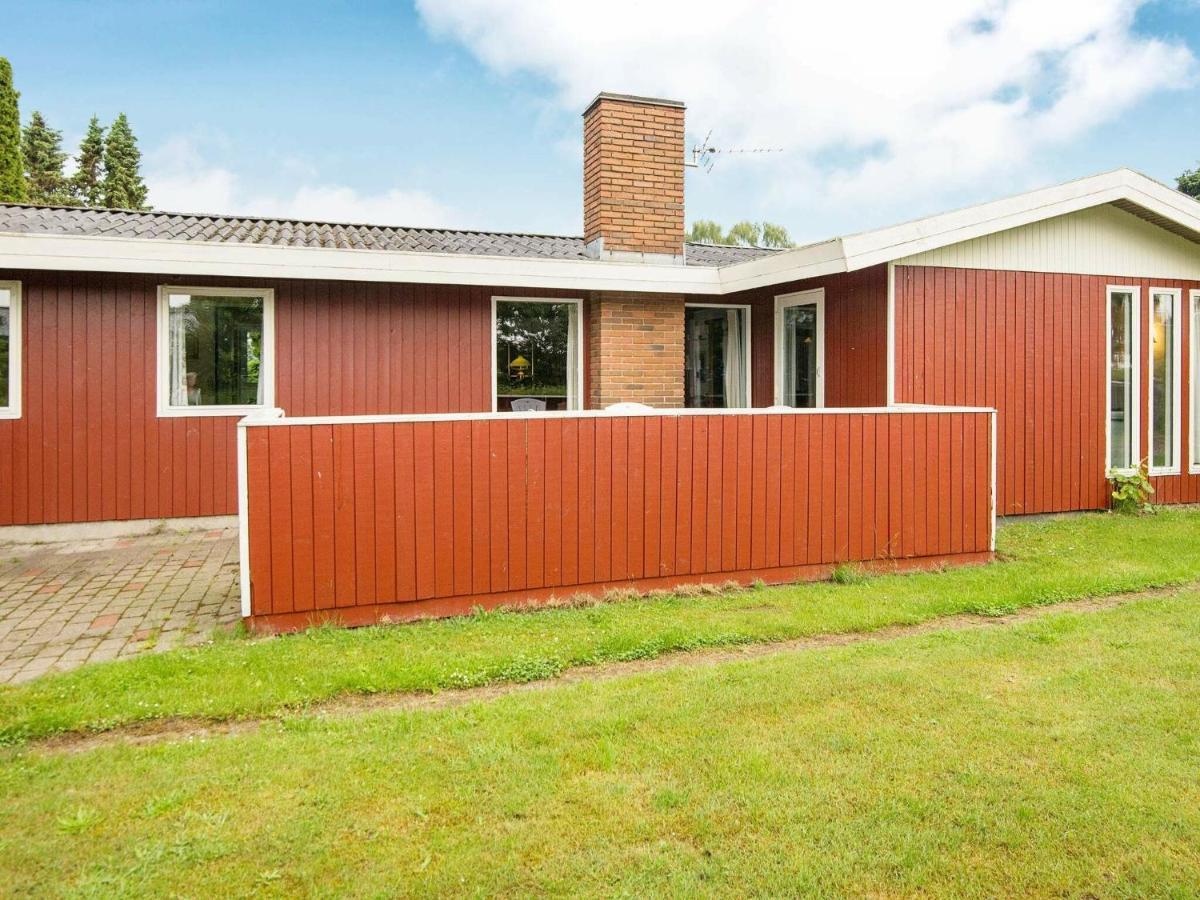 8 Person Holiday Home In Egernsund Экстерьер фото